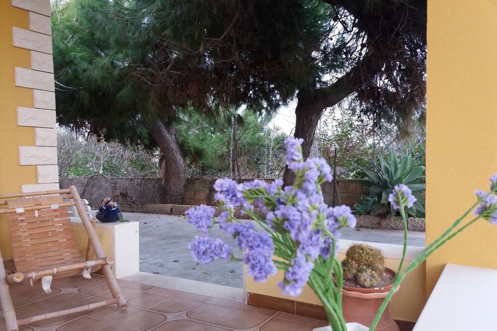 Photo of Patio Balcony in Santa Maria del Focallo