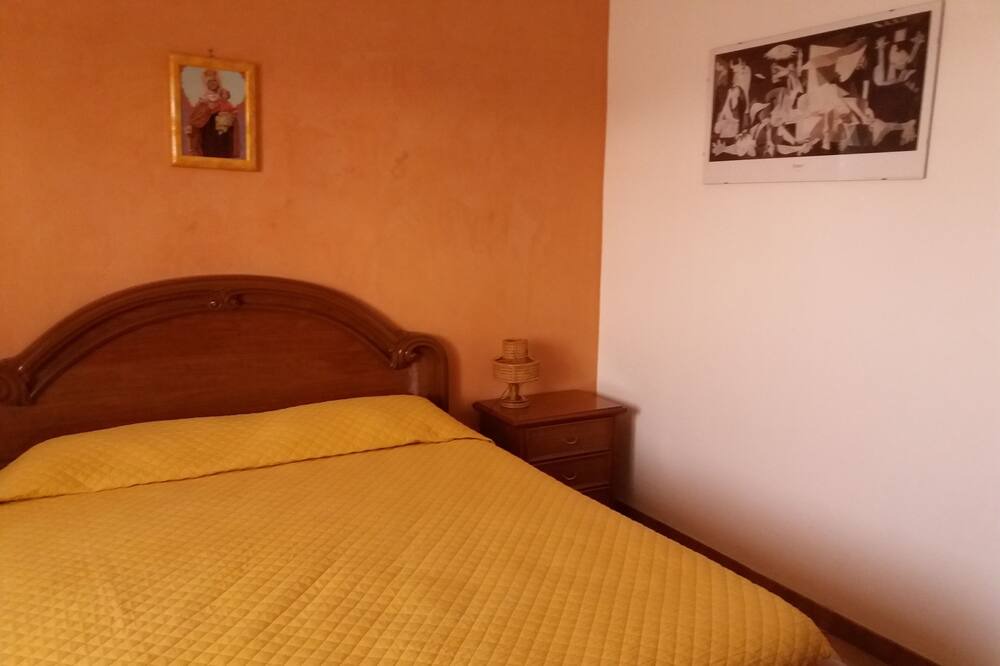Photo of Bedroom in Santa Maria del Focallo