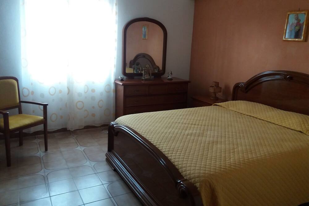 Photo of Bedroom in Santa Maria del Focallo