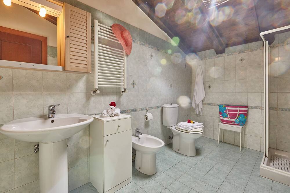 Photo of Bathroom in Sant'Alfio