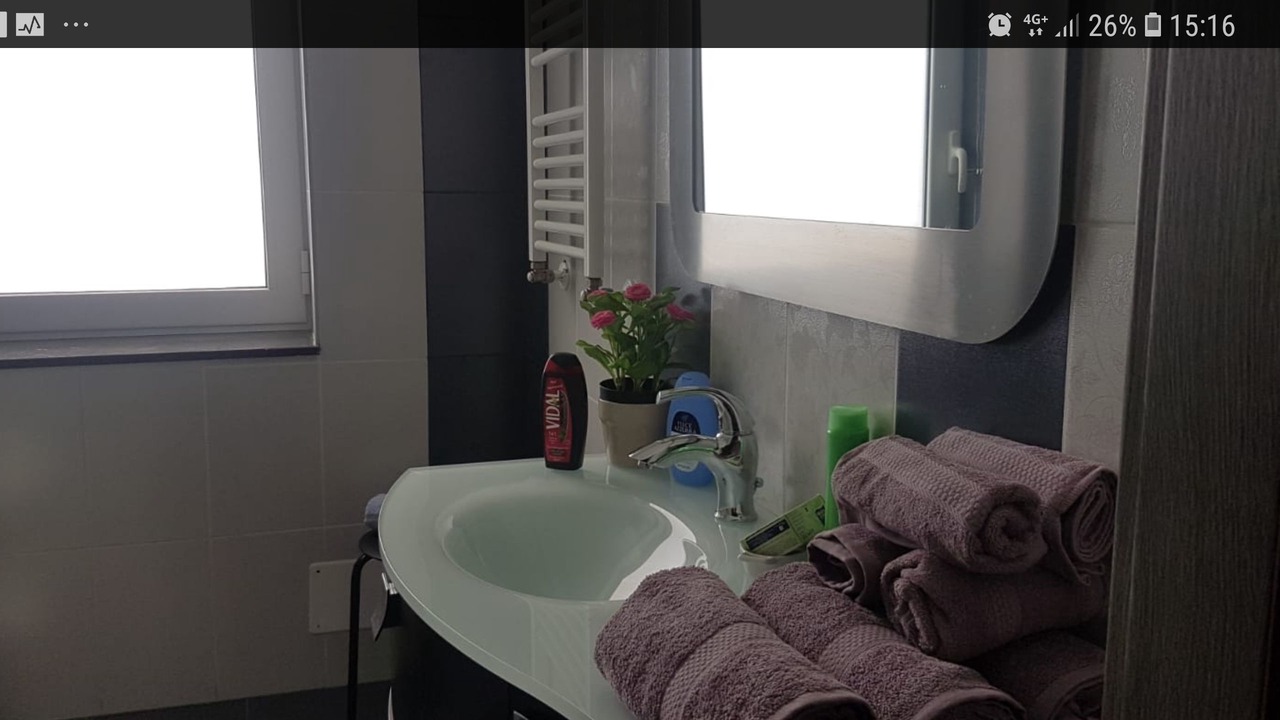 Photo of Bathroom in Gela