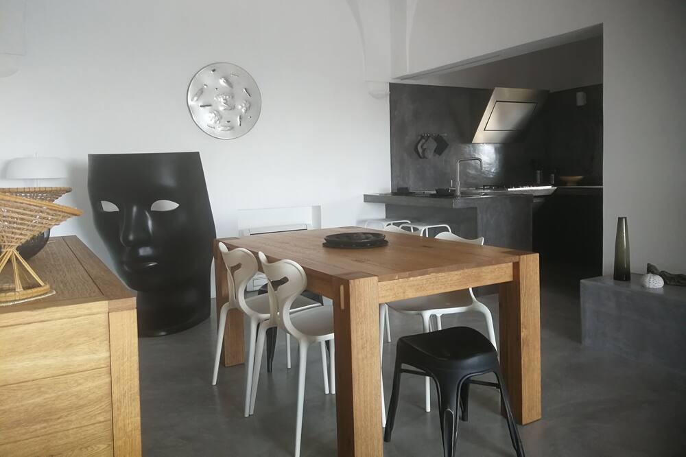 Photo of Kitchen in Rekhale