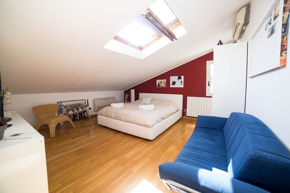 Photo of Bedroom in Aci Catena