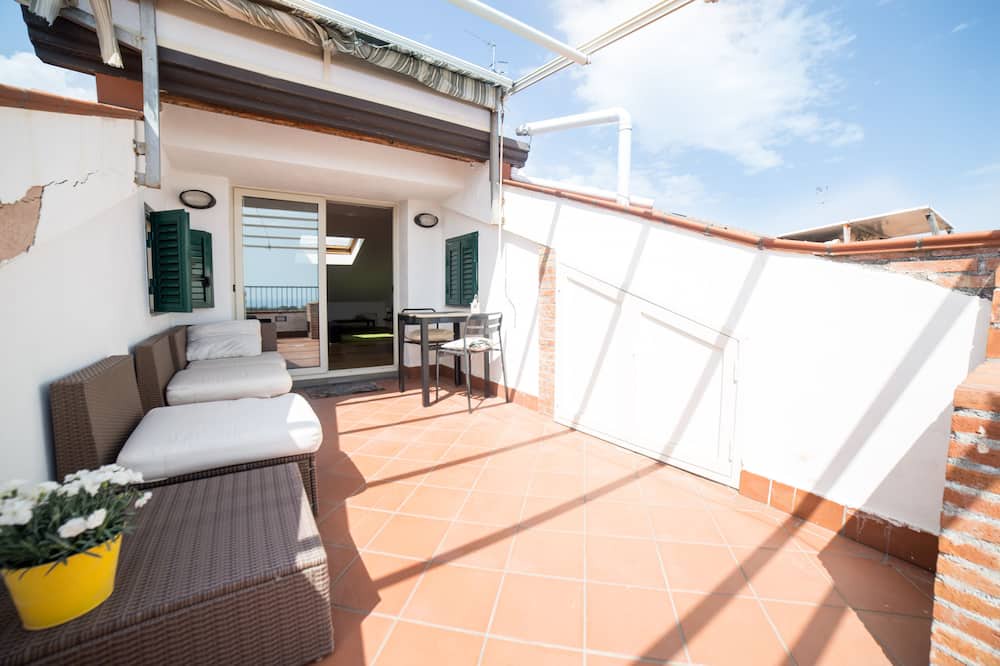 Photo of Patio Balcony in Aci Catena