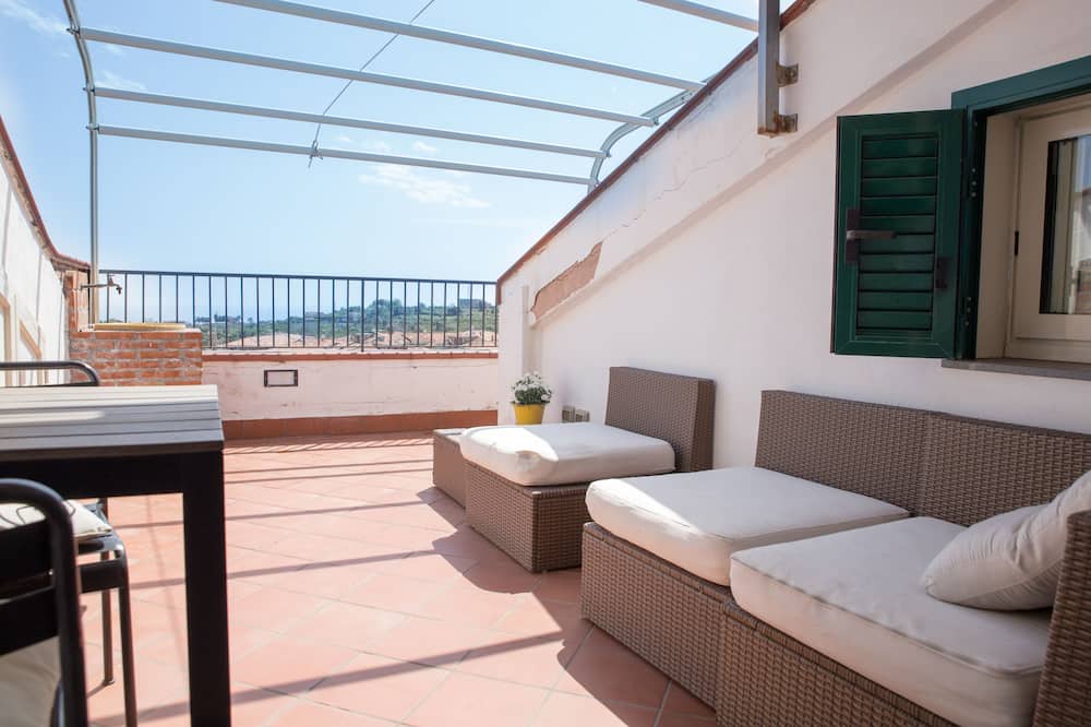 Photo of Patio Balcony in Aci Catena