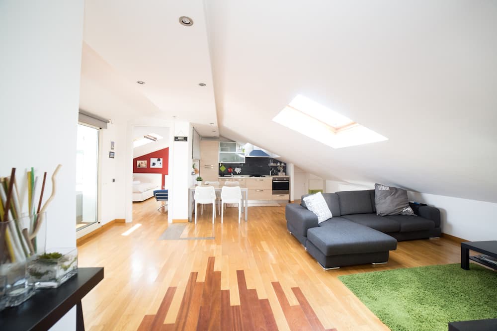 Photo of Livingroom in Aci Catena