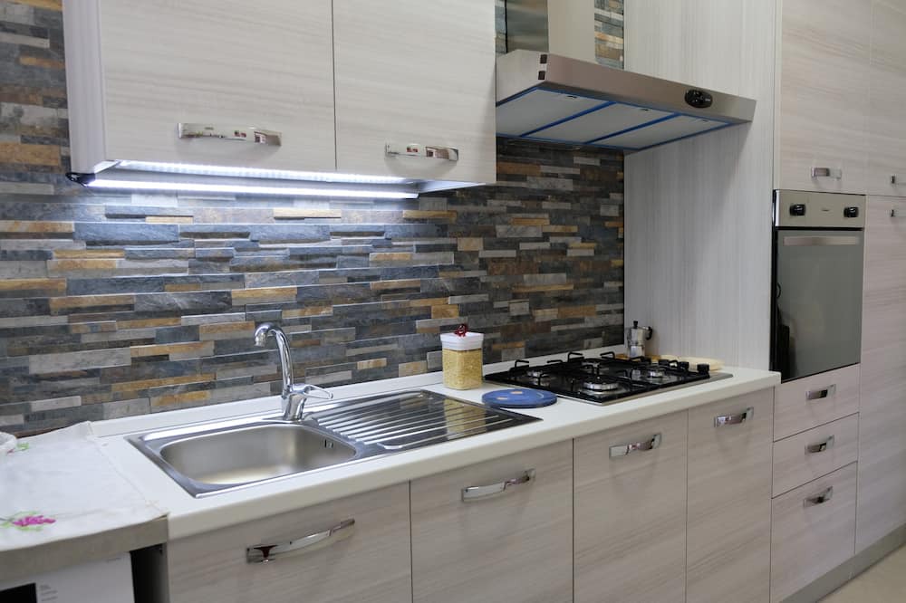 Photo of Kitchen in San Giorgio-Librino-San Giuseppe la Rena-Zia Lisa-Villaggio Sant'Agata