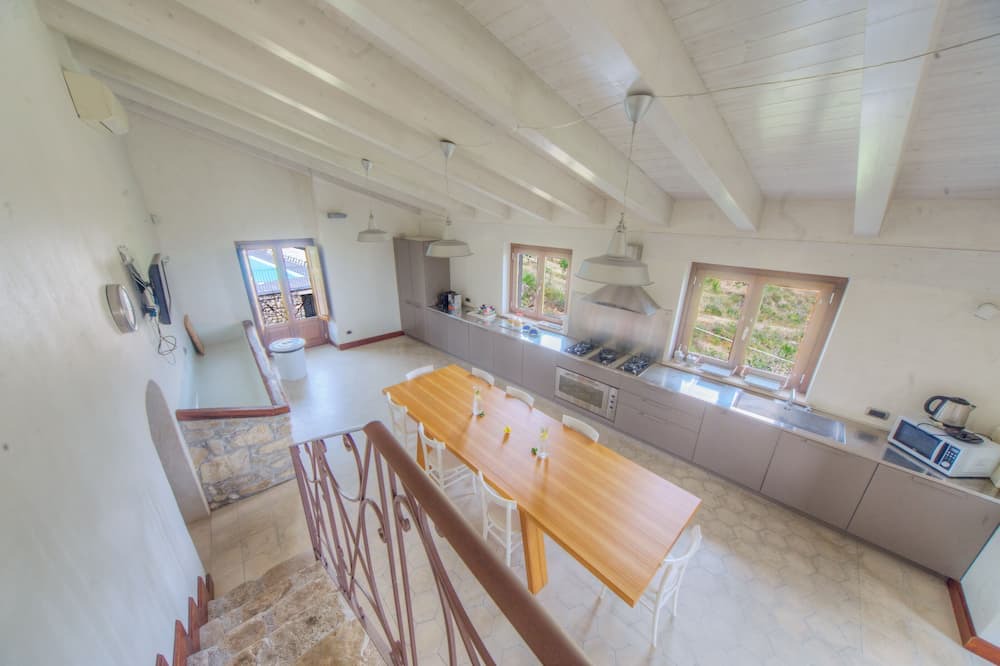 Photo of Kitchen in Centuripe