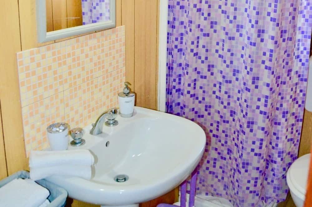 Photo of Bathroom in Casteldaccia