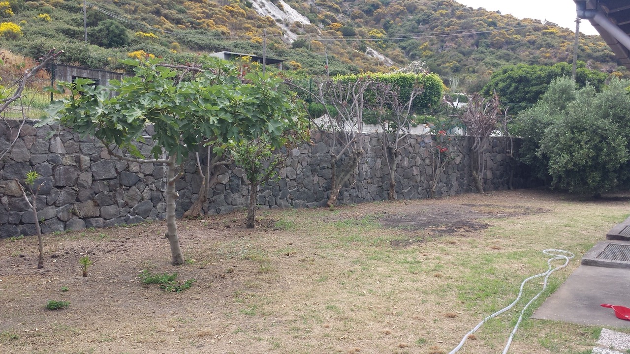 Photo of Outdoor in Vulcano Porto