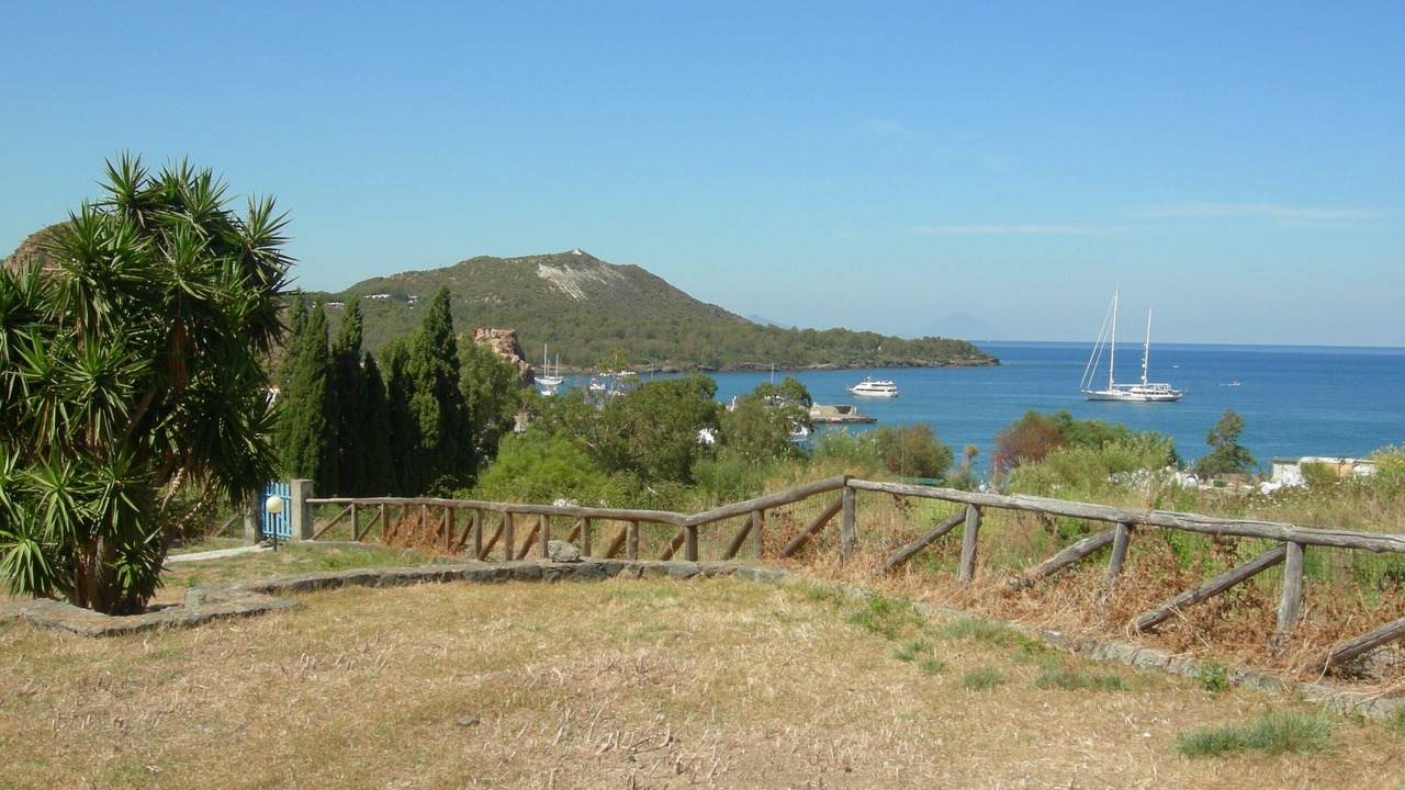 Photo of Outdoor in Vulcano Porto