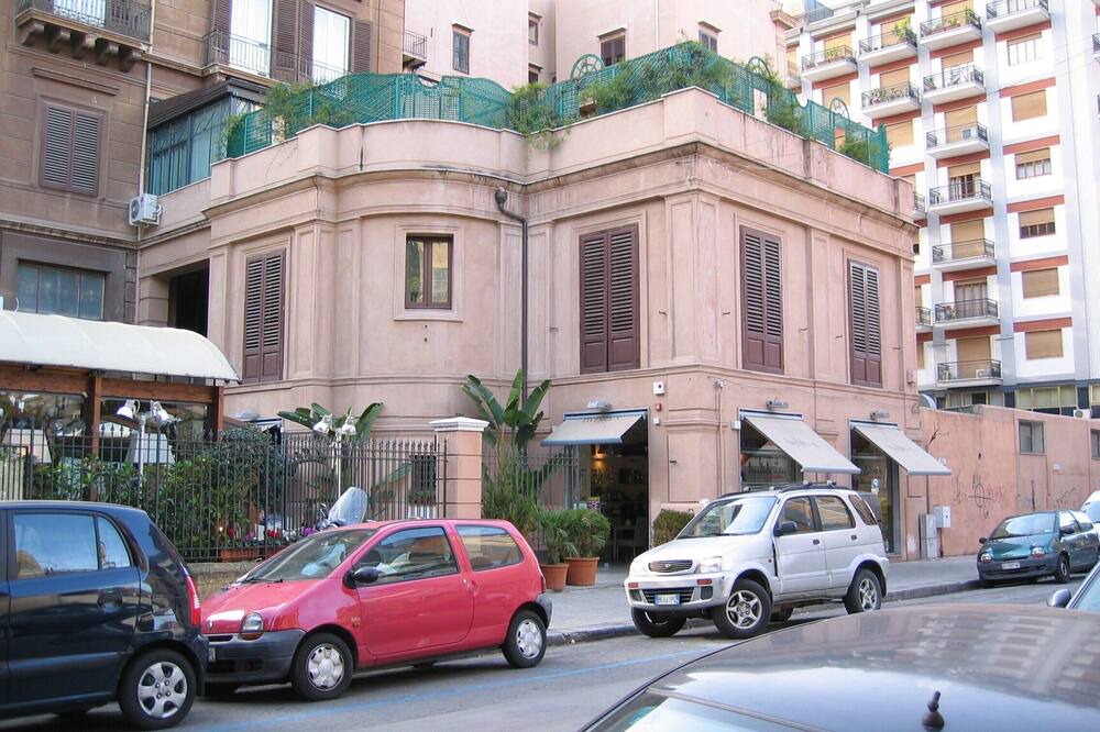 Photo of Outdoor in Ruggero Settimo