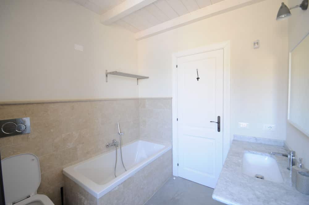 Photo of Bathroom in Noto