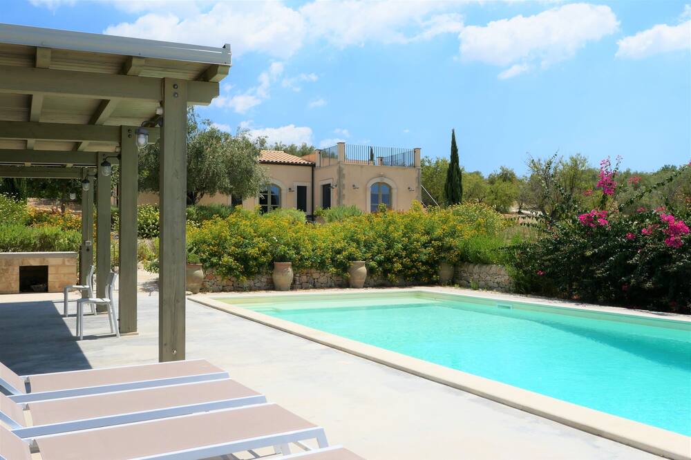Photo of Outdoor in Noto