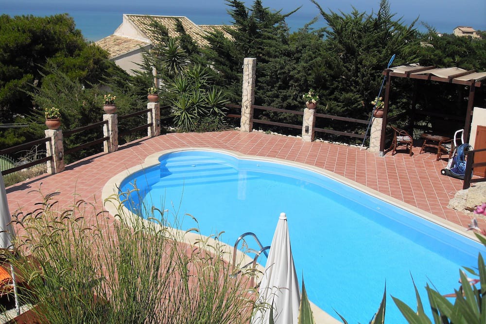 Photo of Outdoor in Realmonte