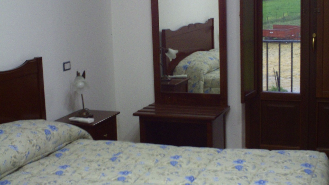 Photo of Bedroom in Gangi