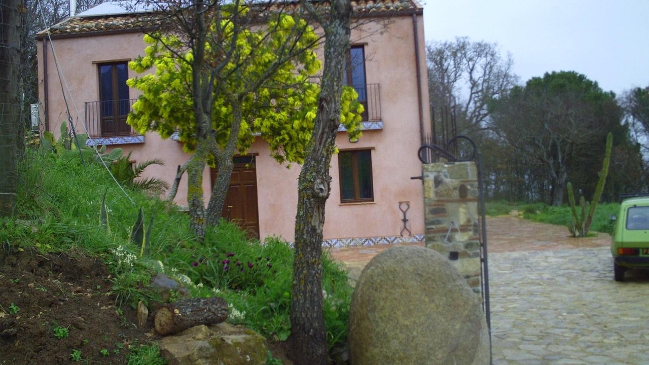 Photo of Outdoor in Gangi
