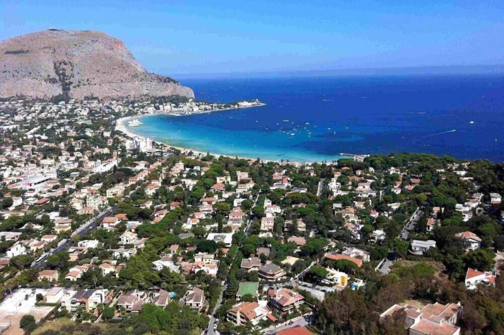 Photo of Outdoor in Mondello