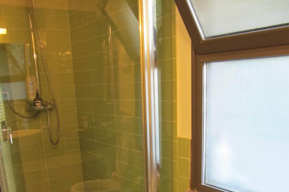 Photo of Bathroom in Mondello