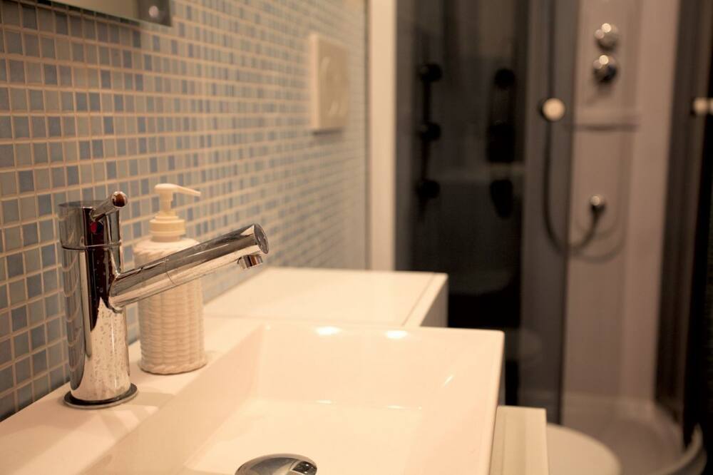 Photo of Bathroom in Aspra