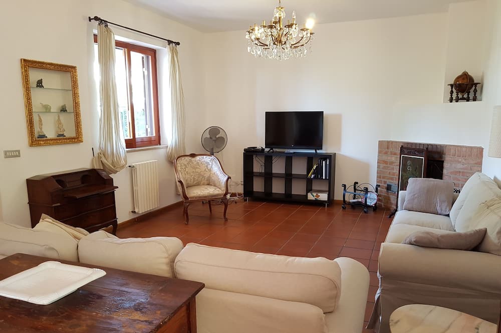 Photo of Livingroom in Cannizzaro