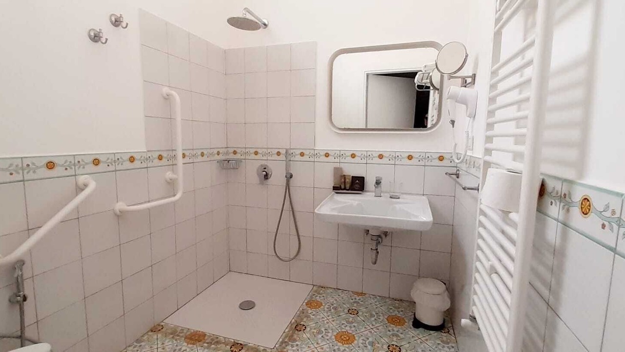 Photo of Bathroom in Barcellona Pozzo di Gotto