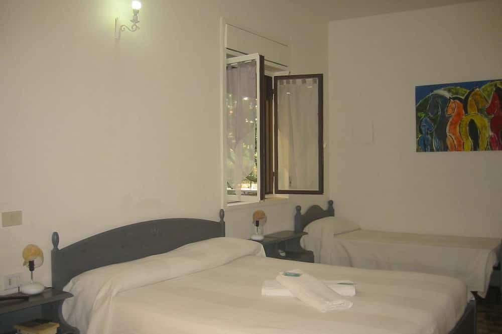 Photo of Bedroom in Arenella