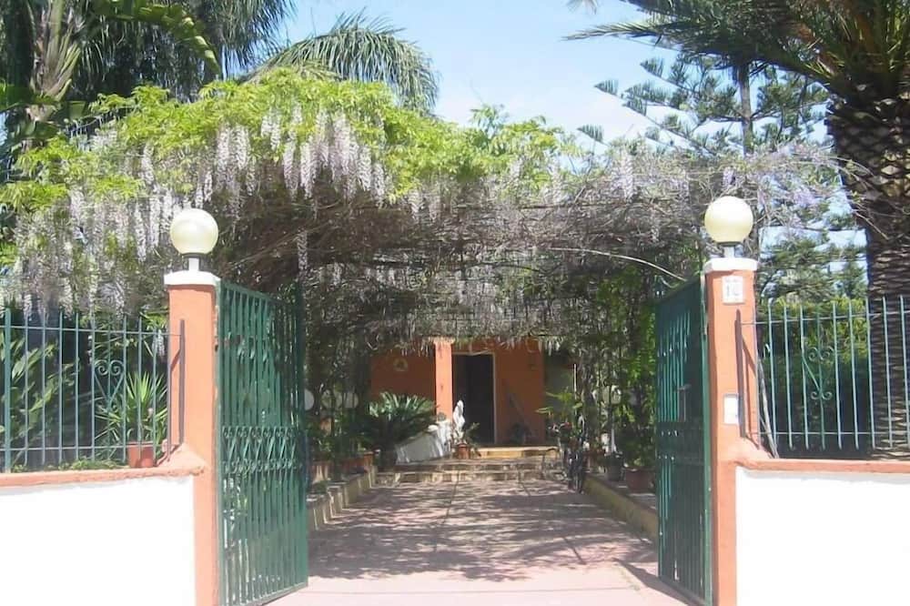 Photo of Outdoor in Arenella