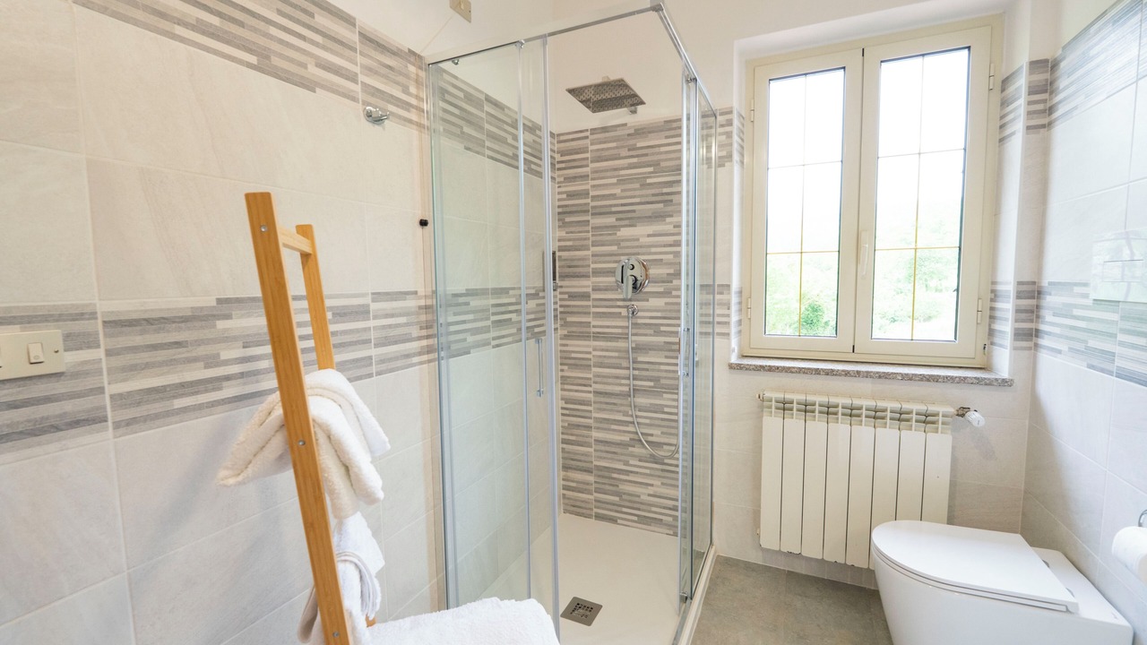 Photo of Bathroom in Laino Borgo