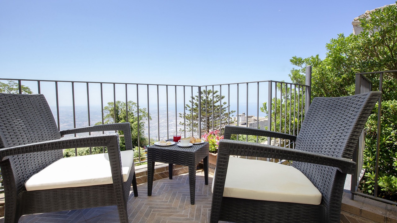 Photo of Patio Balcony in Erice