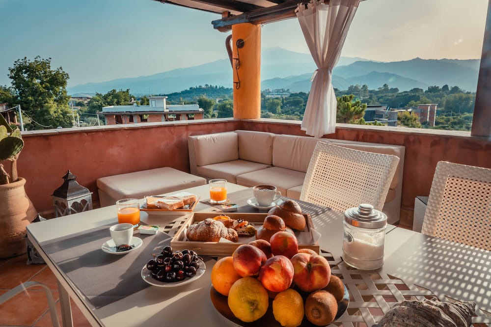 Photo of Patio Balcony in Chianchitta-Trappitello