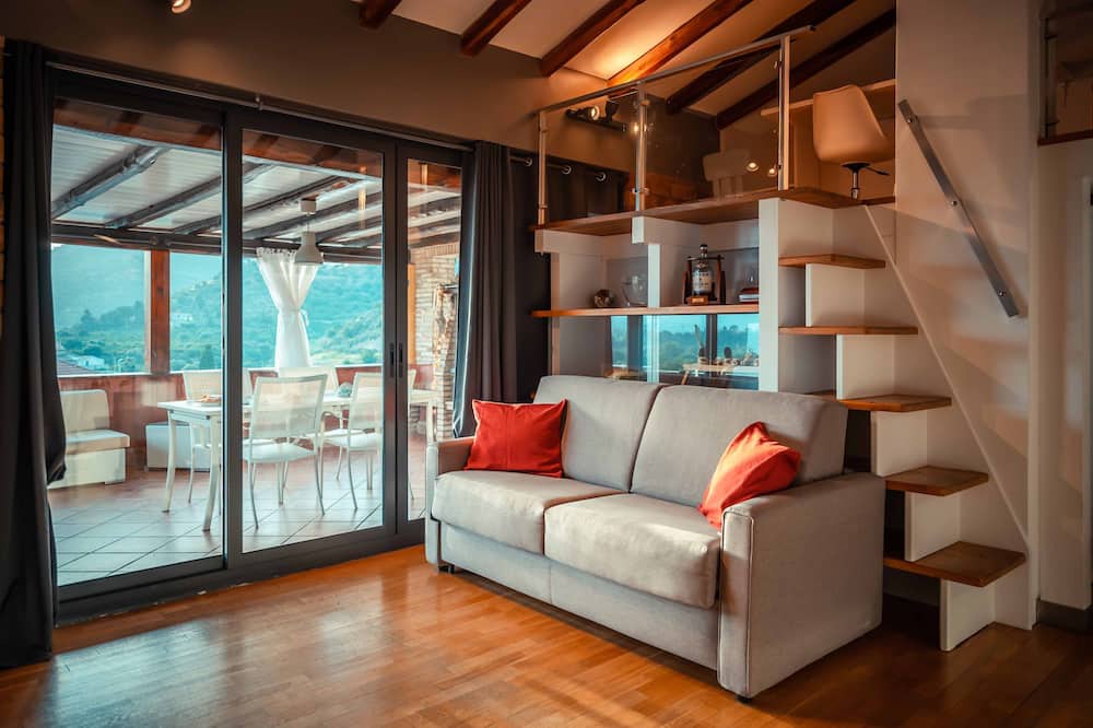 Photo of Livingroom in Chianchitta-Trappitello