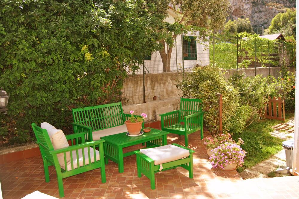 Photo of Patio Balcony in Sferracavallo