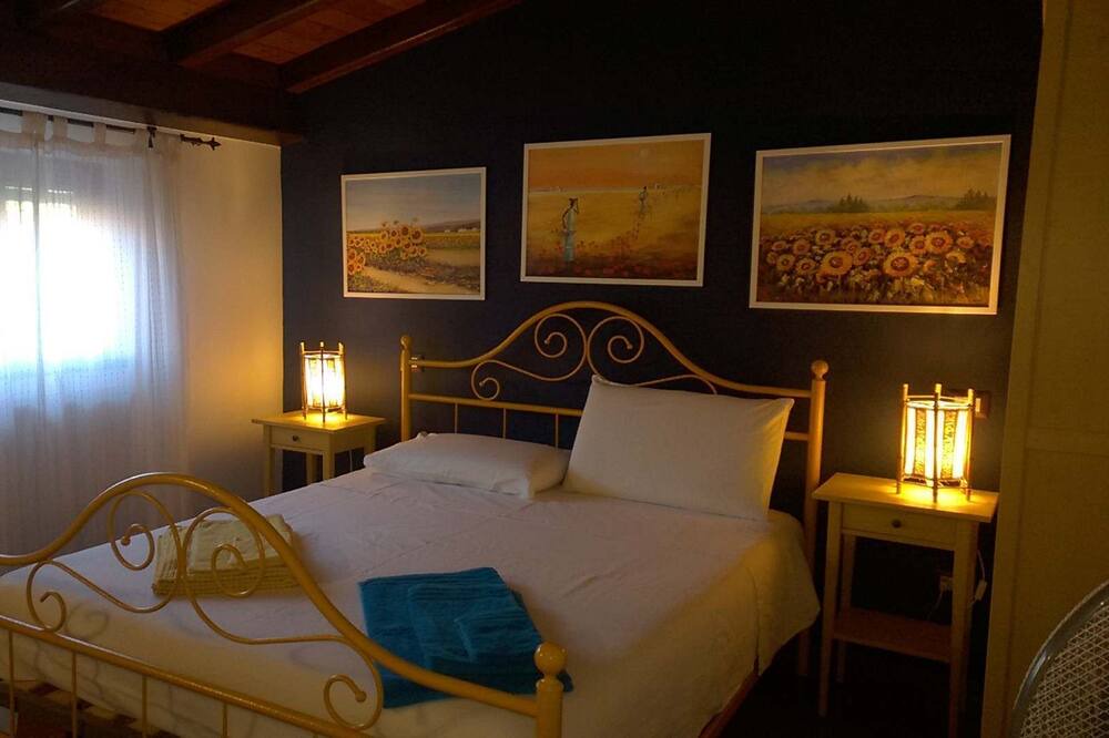 Photo of Bedroom in Rovittello