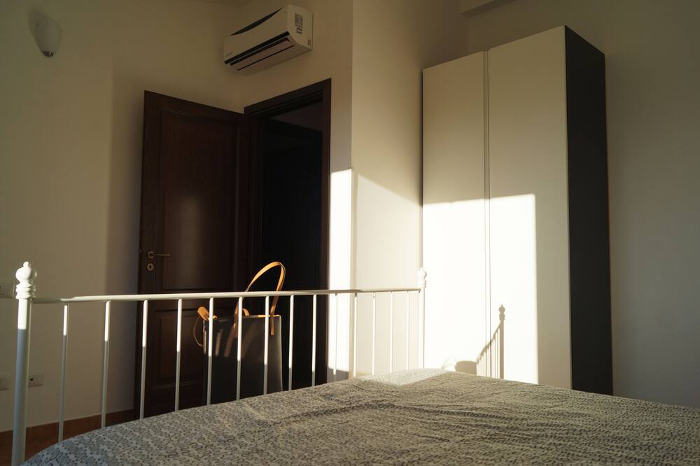 Photo of Bedroom in Campofelice di Roccella