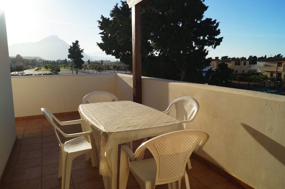 Photo of Patio Balcony in Campofelice di Roccella