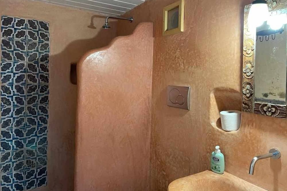 Photo of Bathroom in Malfa