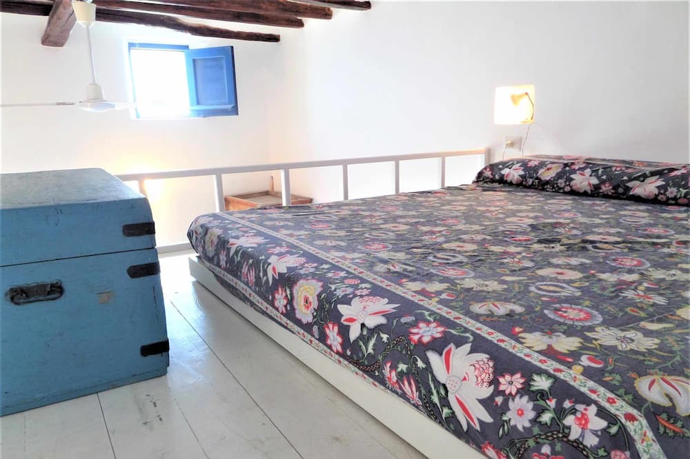 Photo of Bedroom in Malfa