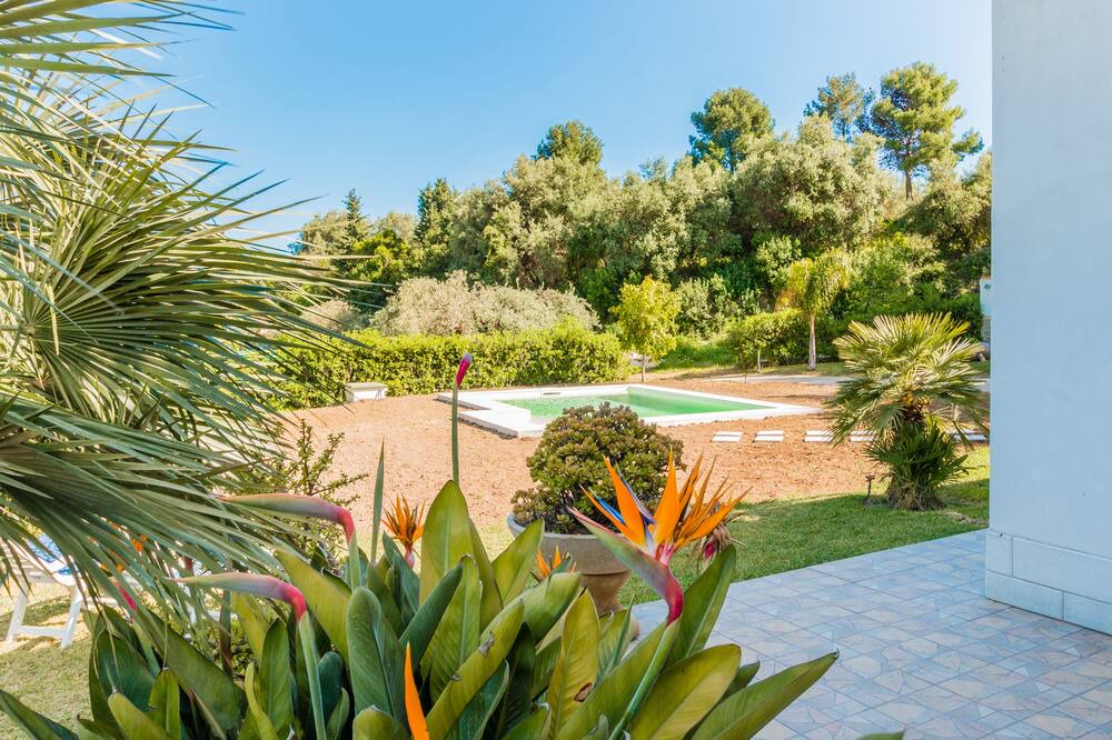 Photo of Outdoor in Avola