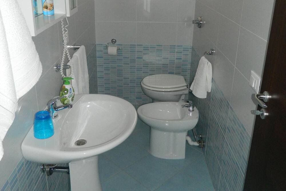Photo of Bathroom in Custonaci