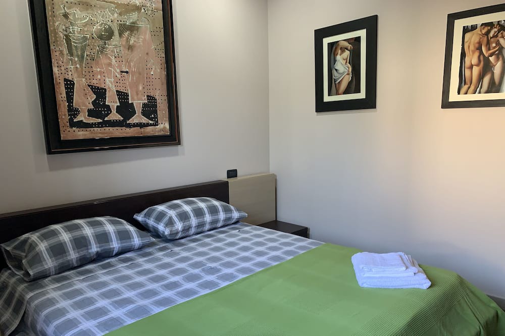 Photo of Bedroom in Mitogio