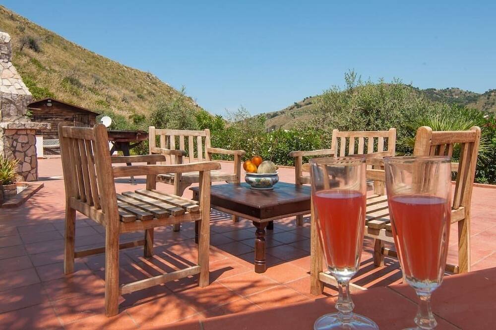 Photo of Patio Balcony in Gratteri