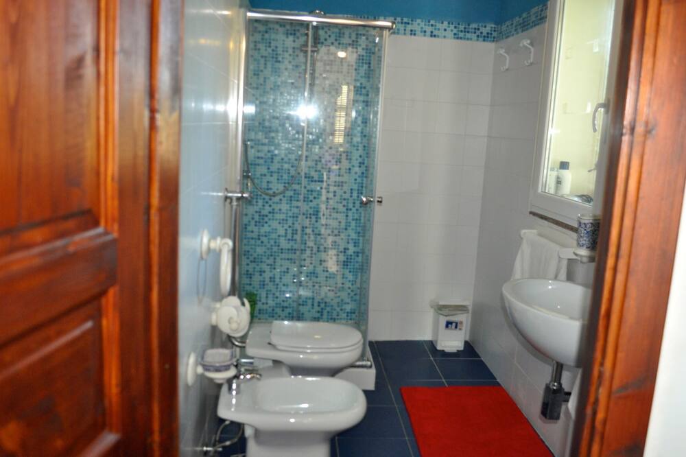 Photo of Bathroom in Granelli