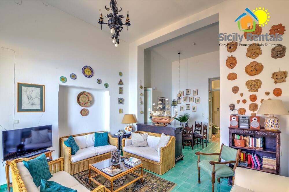 Photo of Livingroom in Sferracavallo