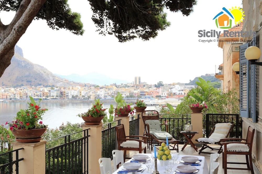 Photo of Patio Balcony in Sferracavallo