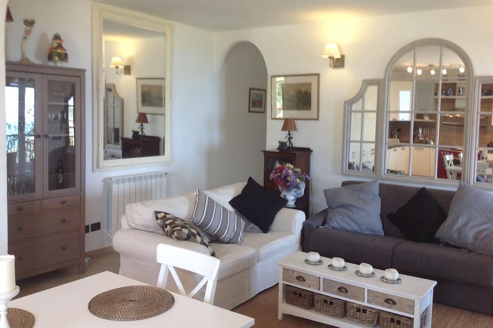 Photo of Livingroom in Termini Imerese