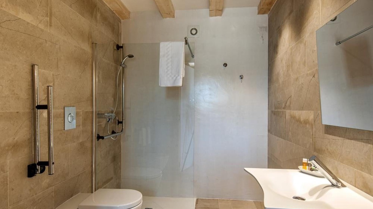 Photo of Bathroom in Cannizzara