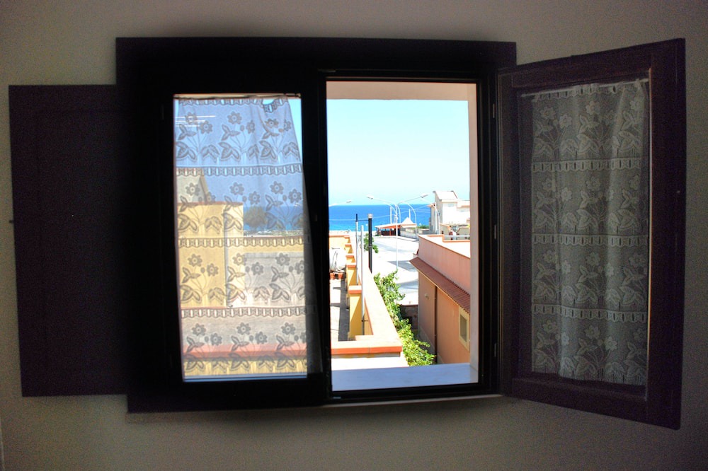 Photo of Bedroom in Avola