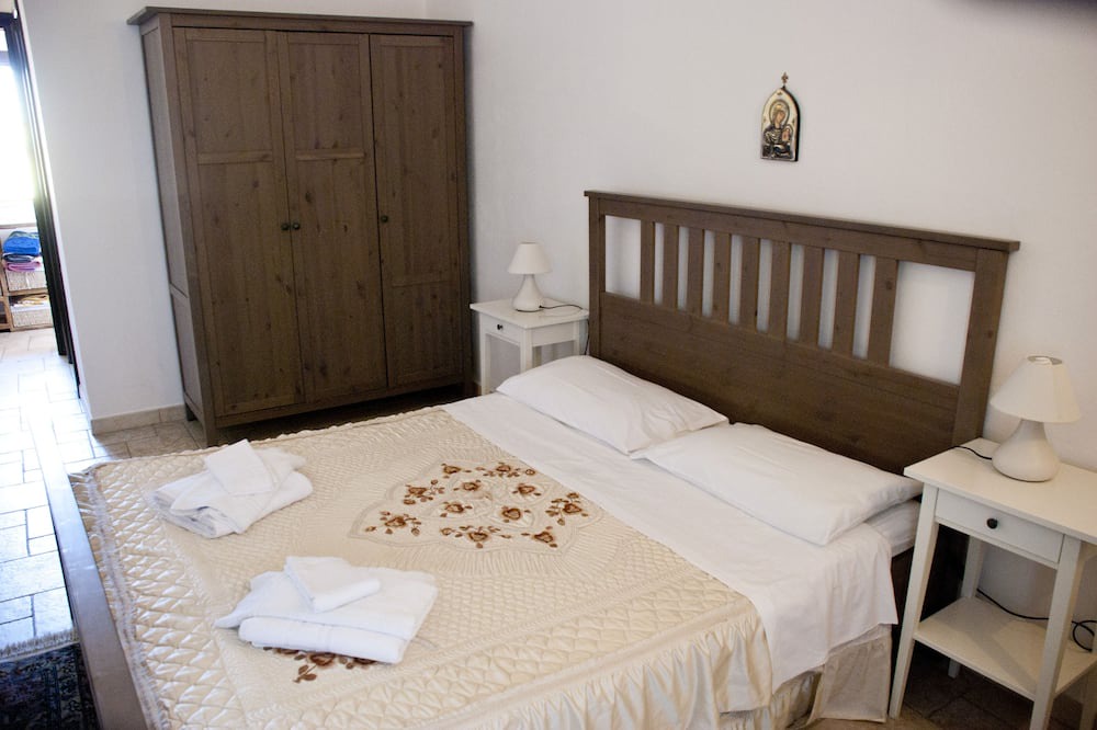 Photo of Bedroom in Avola