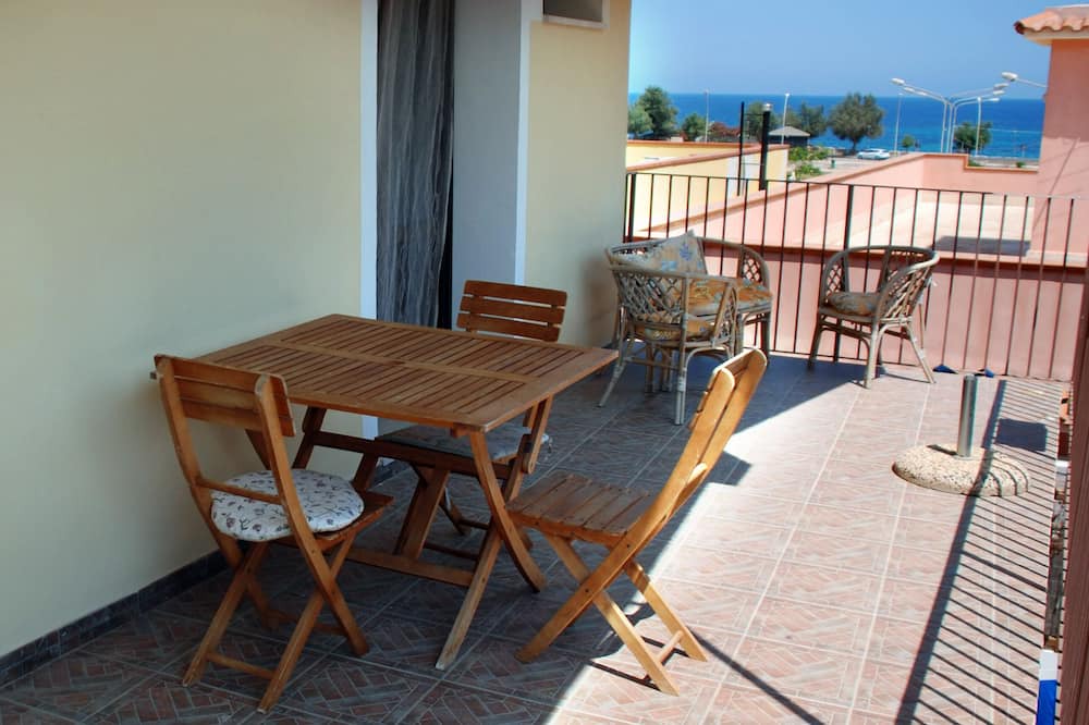 Photo of Patio Balcony in Avola